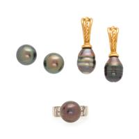 A Collection of Yellow Gold and Cultured Tahitian Pearl Jewelry,