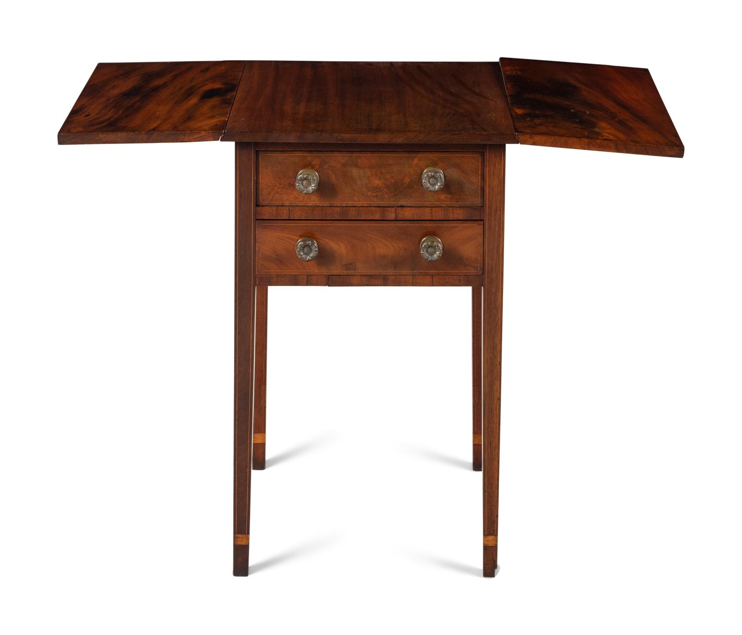 A Federal Mahogany Drop-Leaf End Table