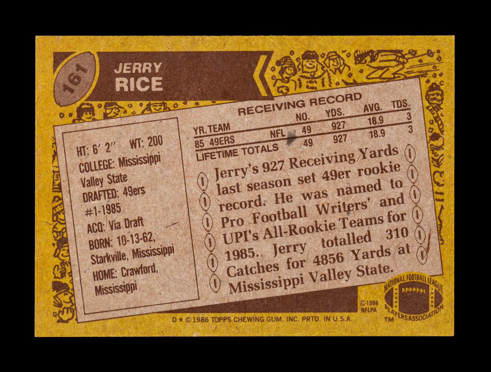 A Group of Seven 1986 Topps Jerry Rice Rookie Football Cards No. 161,