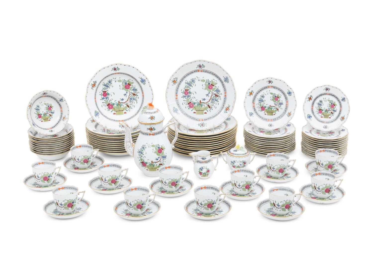 A Herend Porcelain Indian Basket Dinner Service