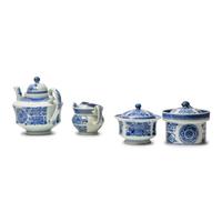 Four Chinese Export Porcelain Fitzhugh Tablewares