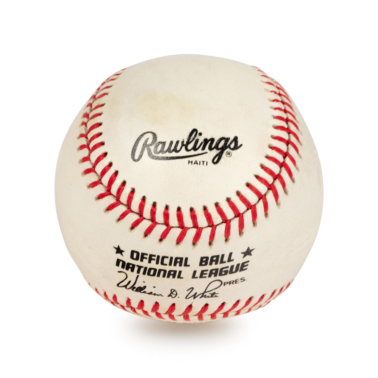 A Tony Gwynn Signed Autograph Baseball (Beckett Authentication Services BAS Certified),