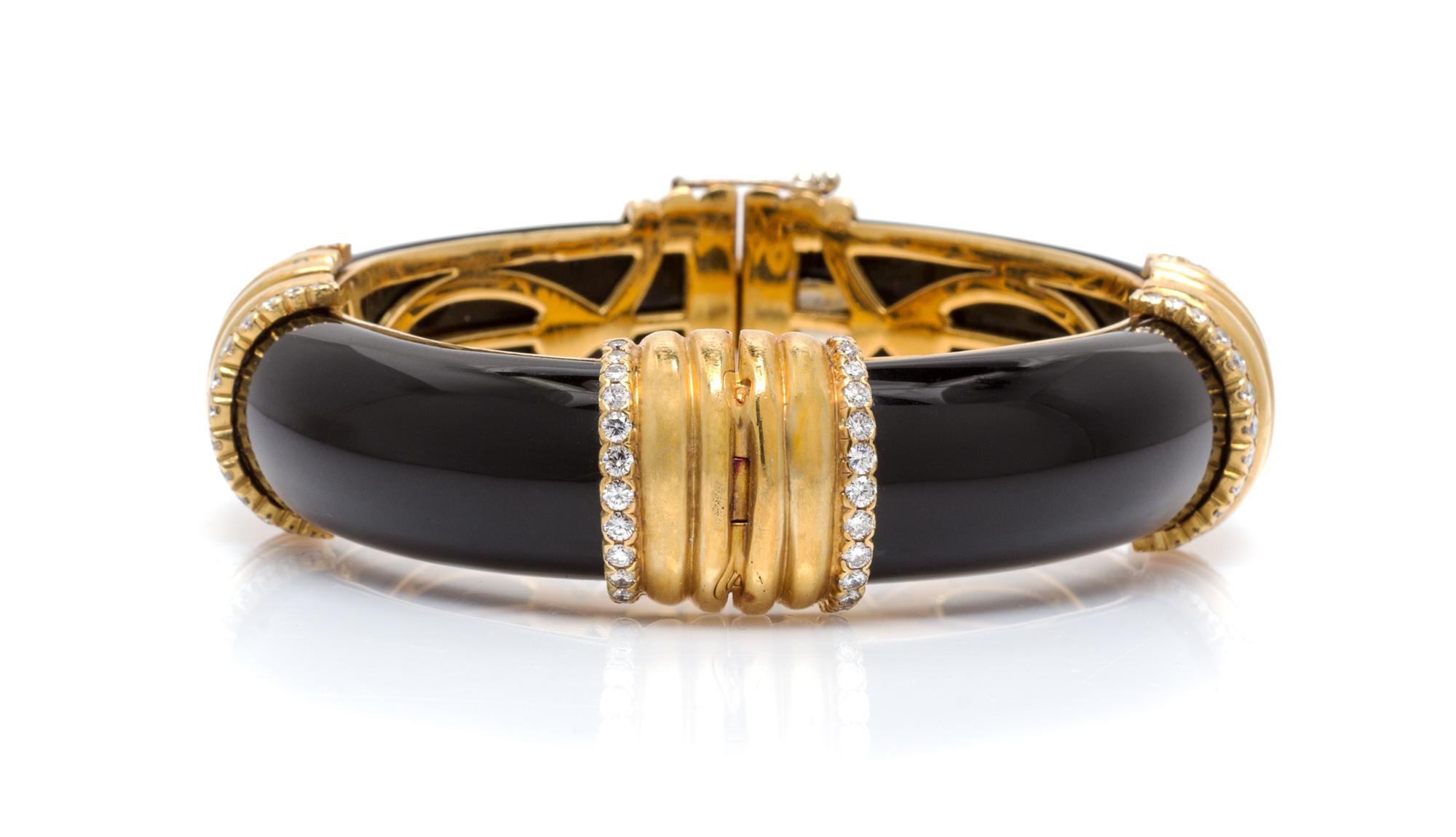 An 18 Karat Yellow Gold, Diamond and Onyx Bracelet, Van Cleef & Arpels, 56.30 dwts.
