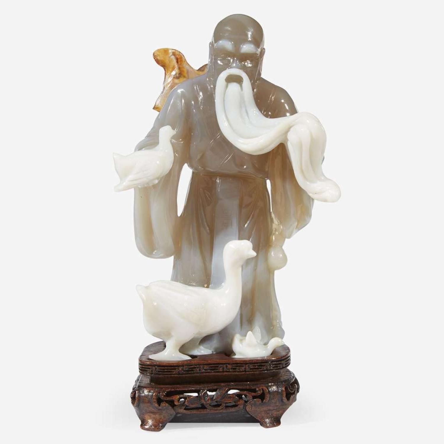 A Chinese carved agate figure of Wang Xizhi 玛瑙俏雕王羲之 20th century ????
