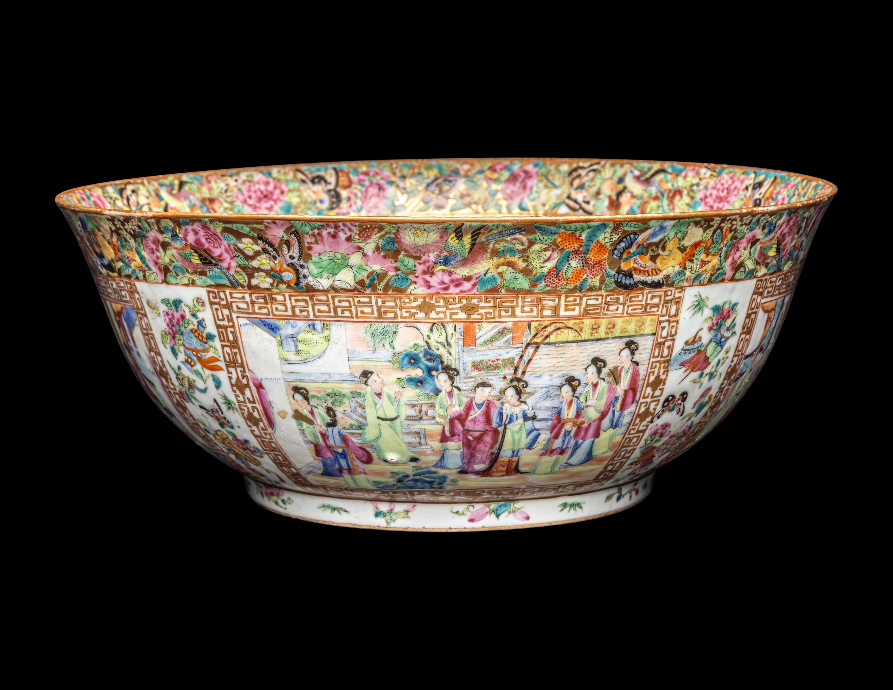 A Large and Finely Painted Chinese Export Porcelain "Rose Mandarin" Punch Bowl, First half of 19th Century 清晚期 廣彩人物故事圖大碗