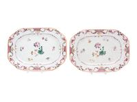 A Pair of Chinese Export Porcelain Platters