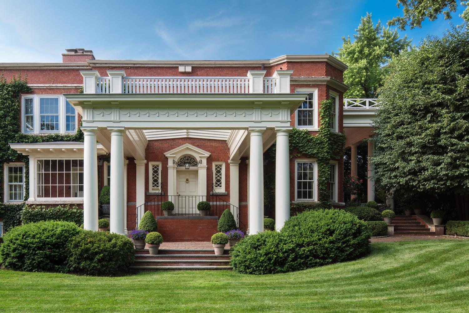 A Needlepoint Wool Rug