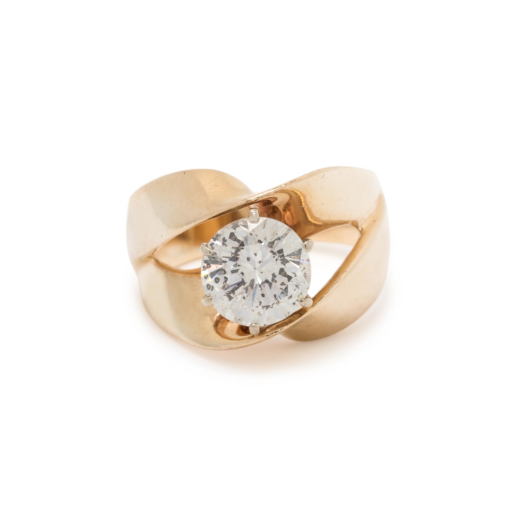 DIAMOND RING