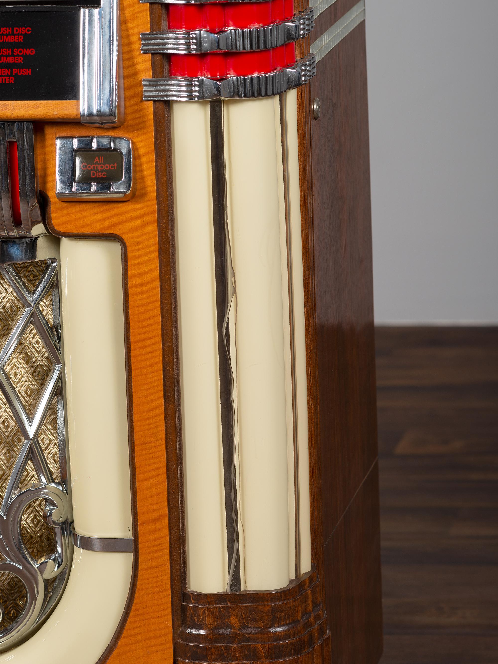 A Seeburg 'Bubbler' Disc Jukebox