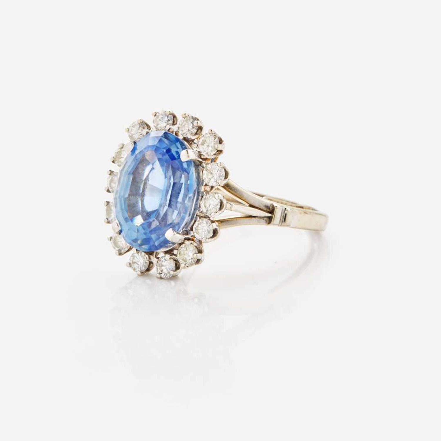A 14K Gold, Sapphire, and Diamond Ring