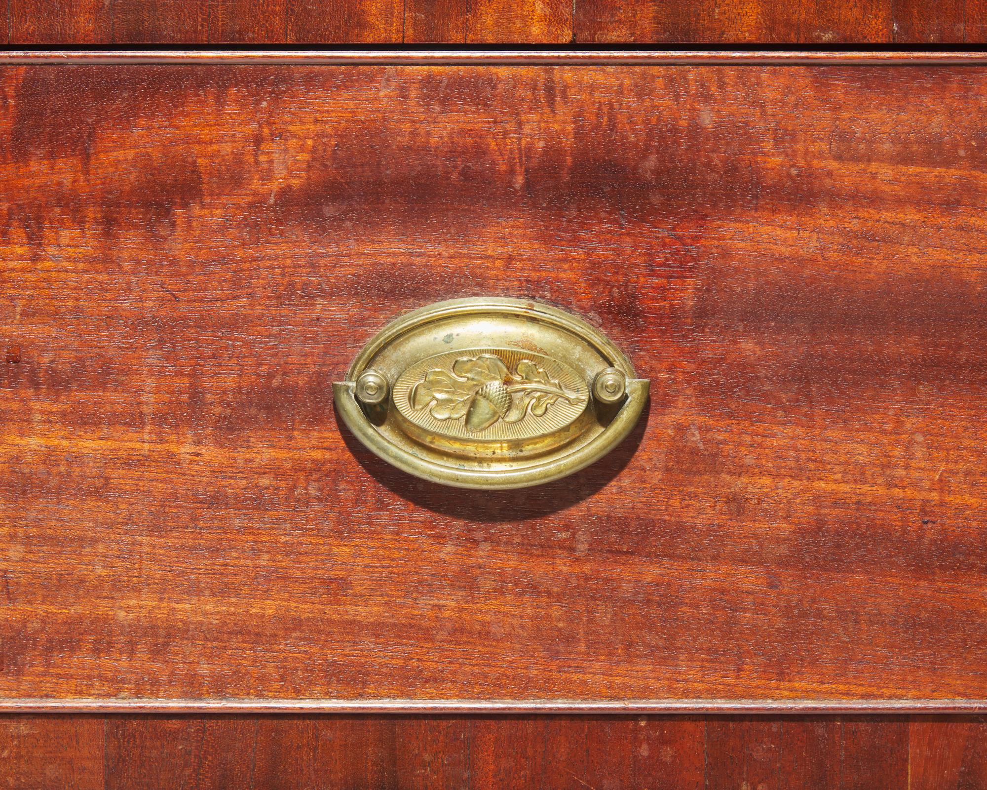 A late Federal mahogany chest of drawers, Philadelphia, PA, circa 1815