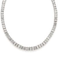 DIAMOND AND PLATINUM NECKLACE