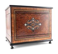 A Burlwood Inlaid Tantalus