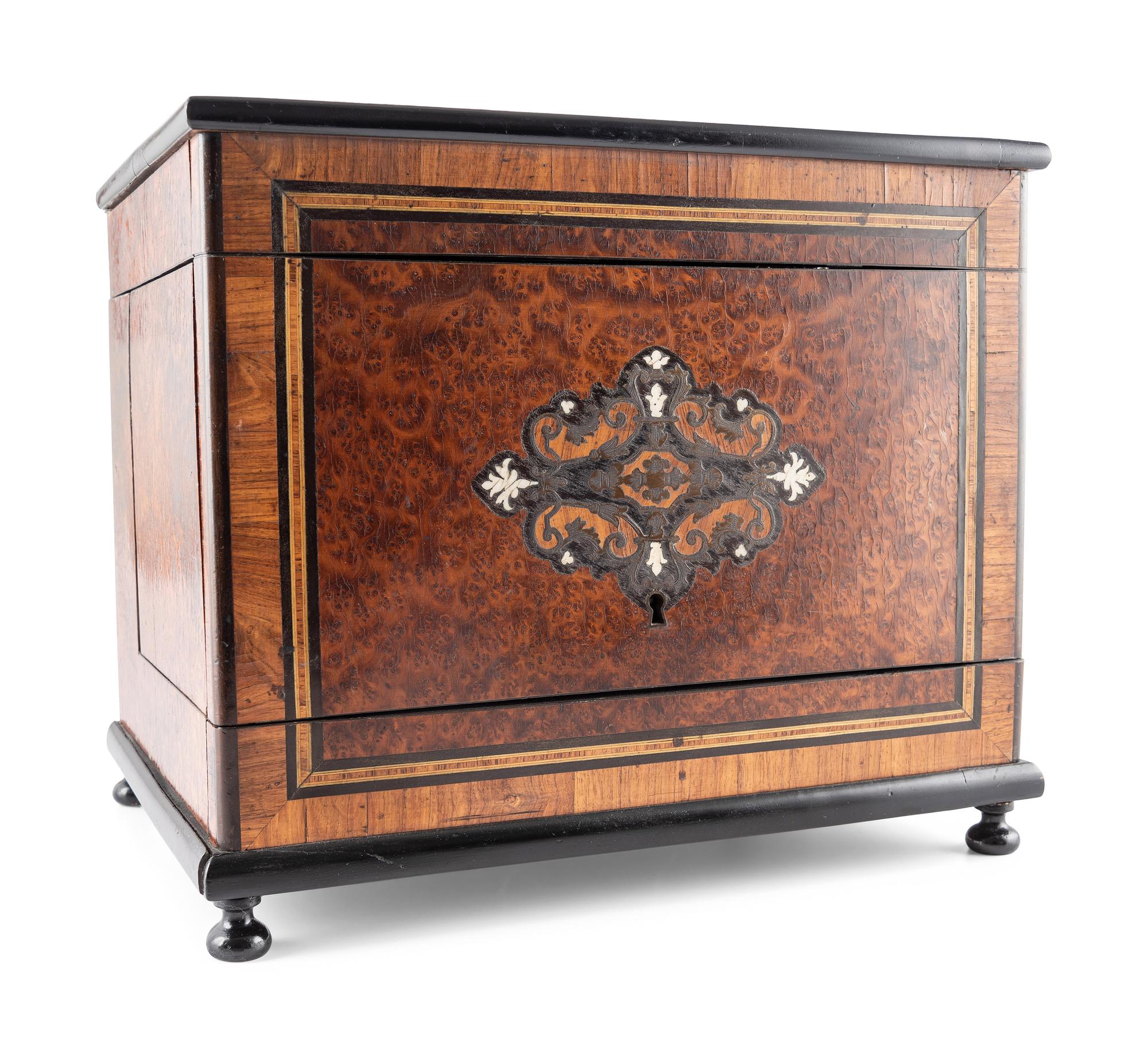 A Burlwood Inlaid Tantalus
