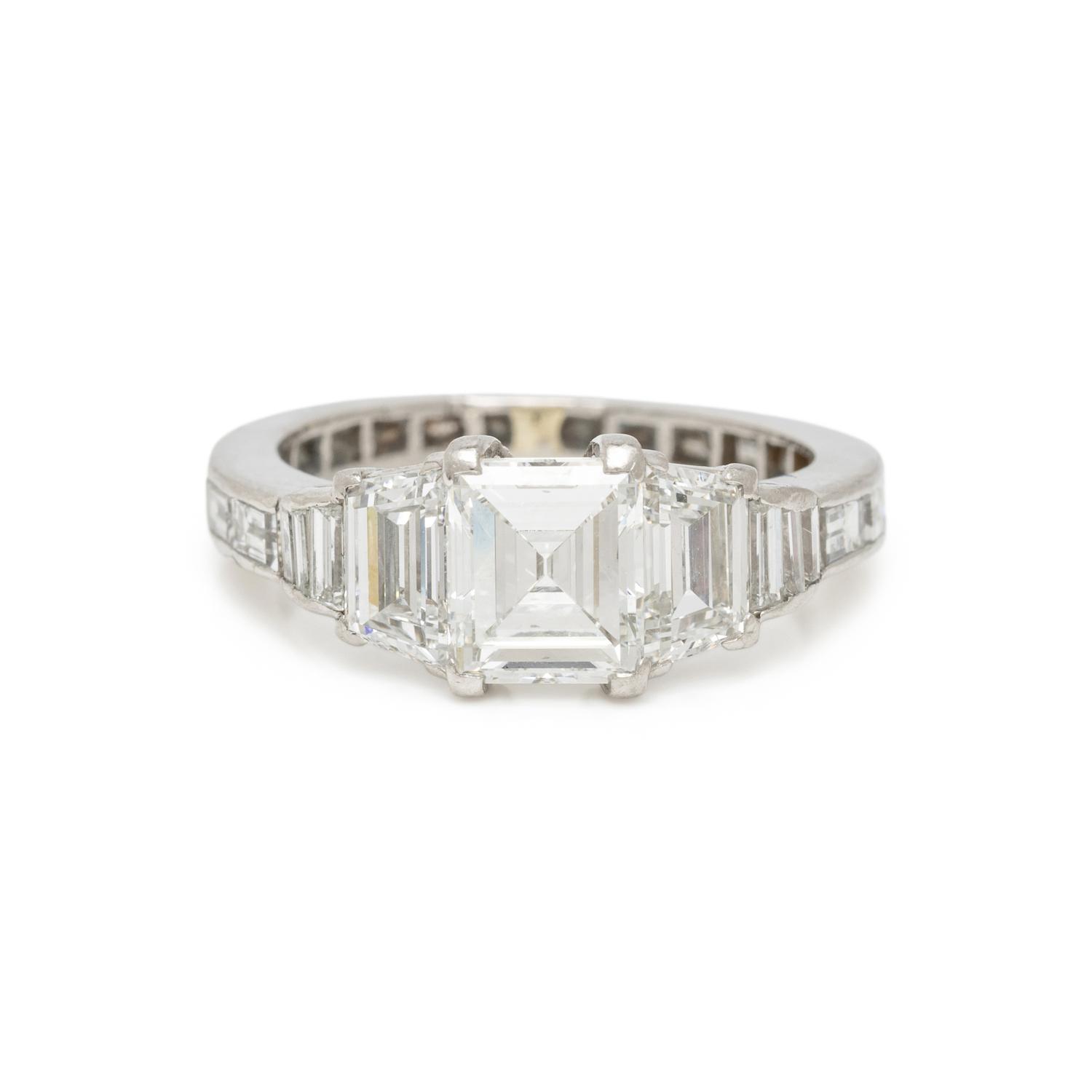 DIAMOND AND PLATINUM RING