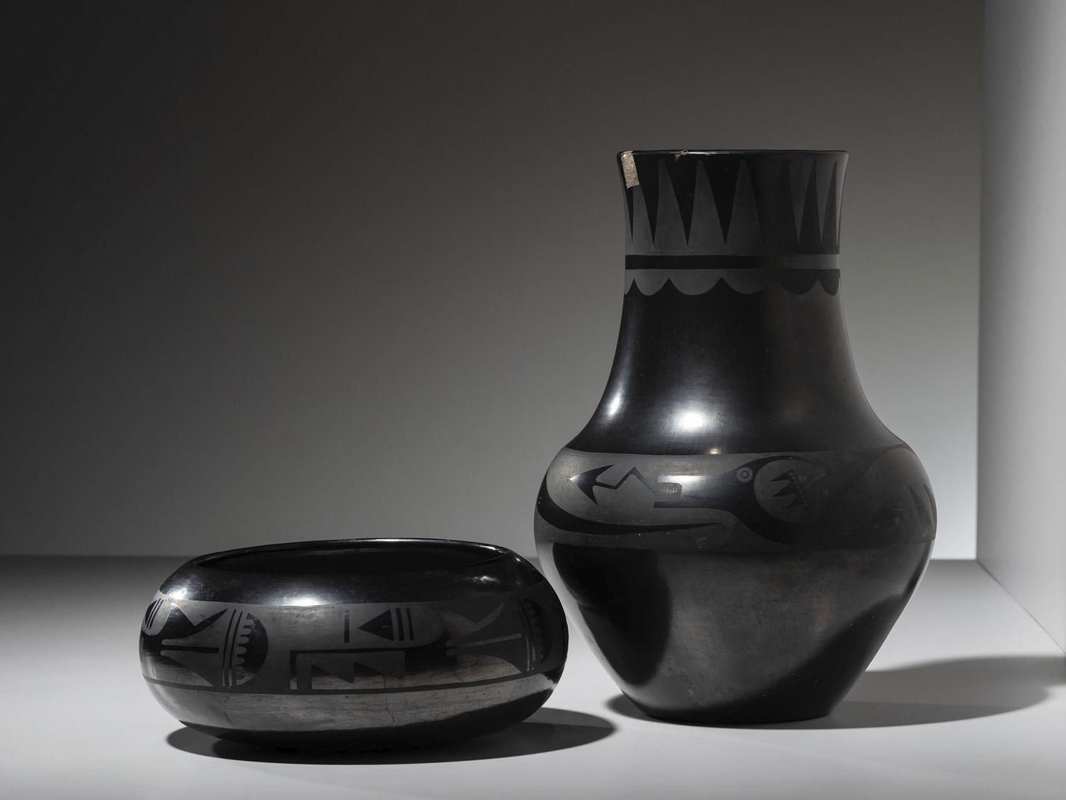 Blackware Pottery 1925-1943