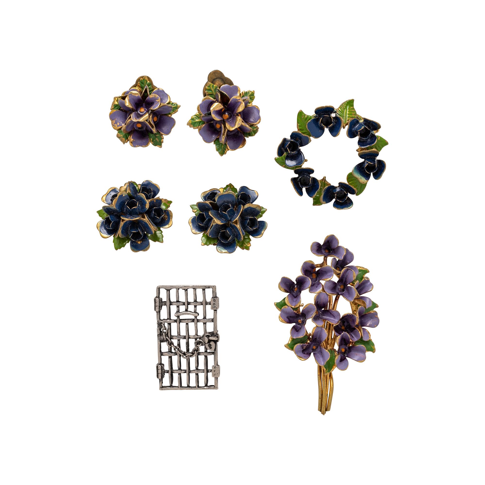 COLLECTION OF SUFFRAGETTE THEMED JEWELRY