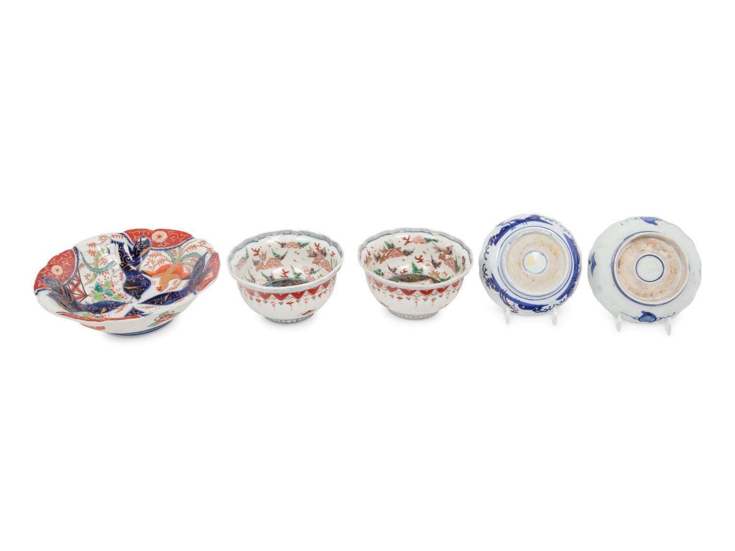 39 Japanese Imari and Kutani Porcelain Bowls, Plates, and Chargers