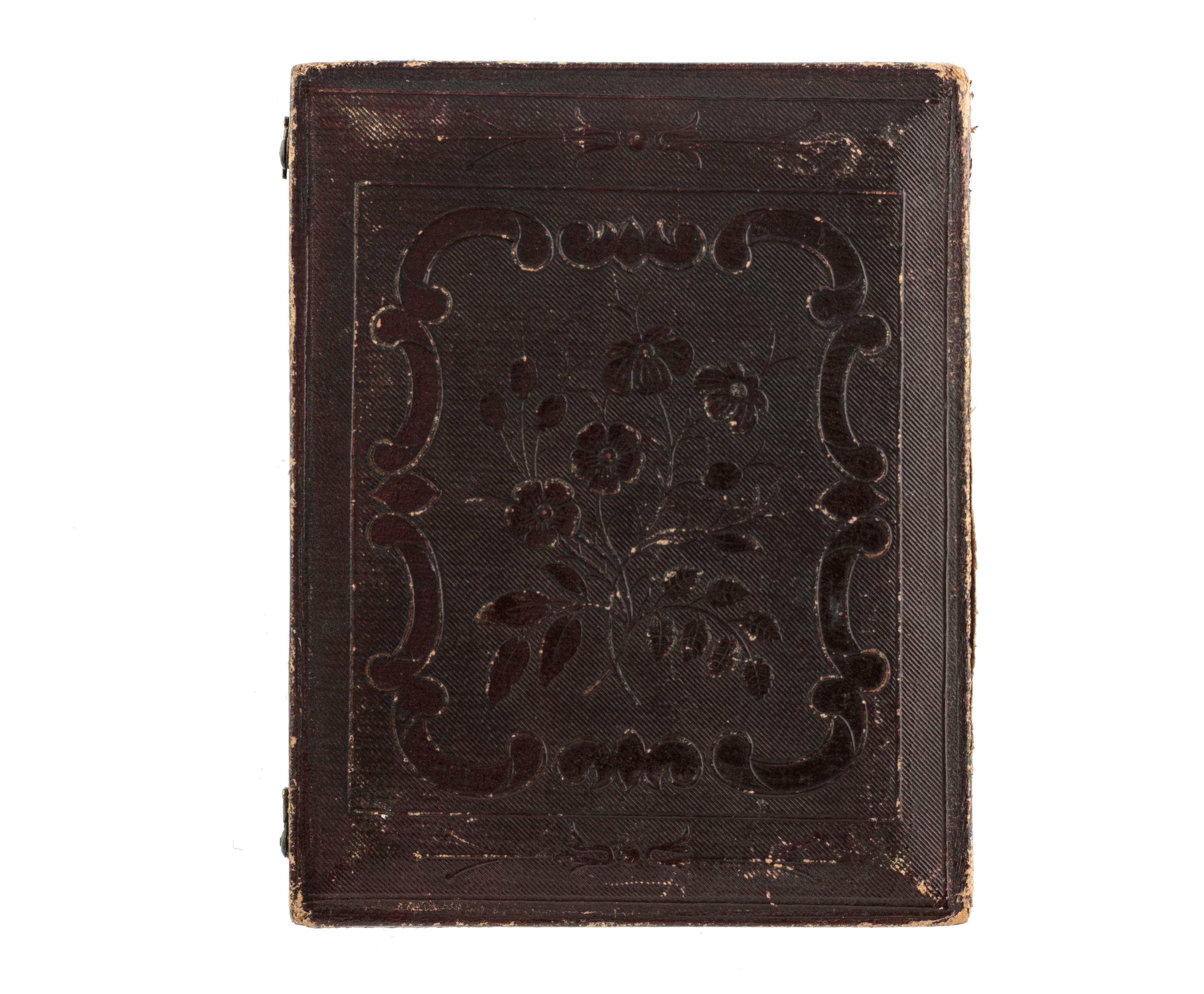 [EARLY PHOTOGRAPHY]. Quarter plate daguerreotype of large residence.