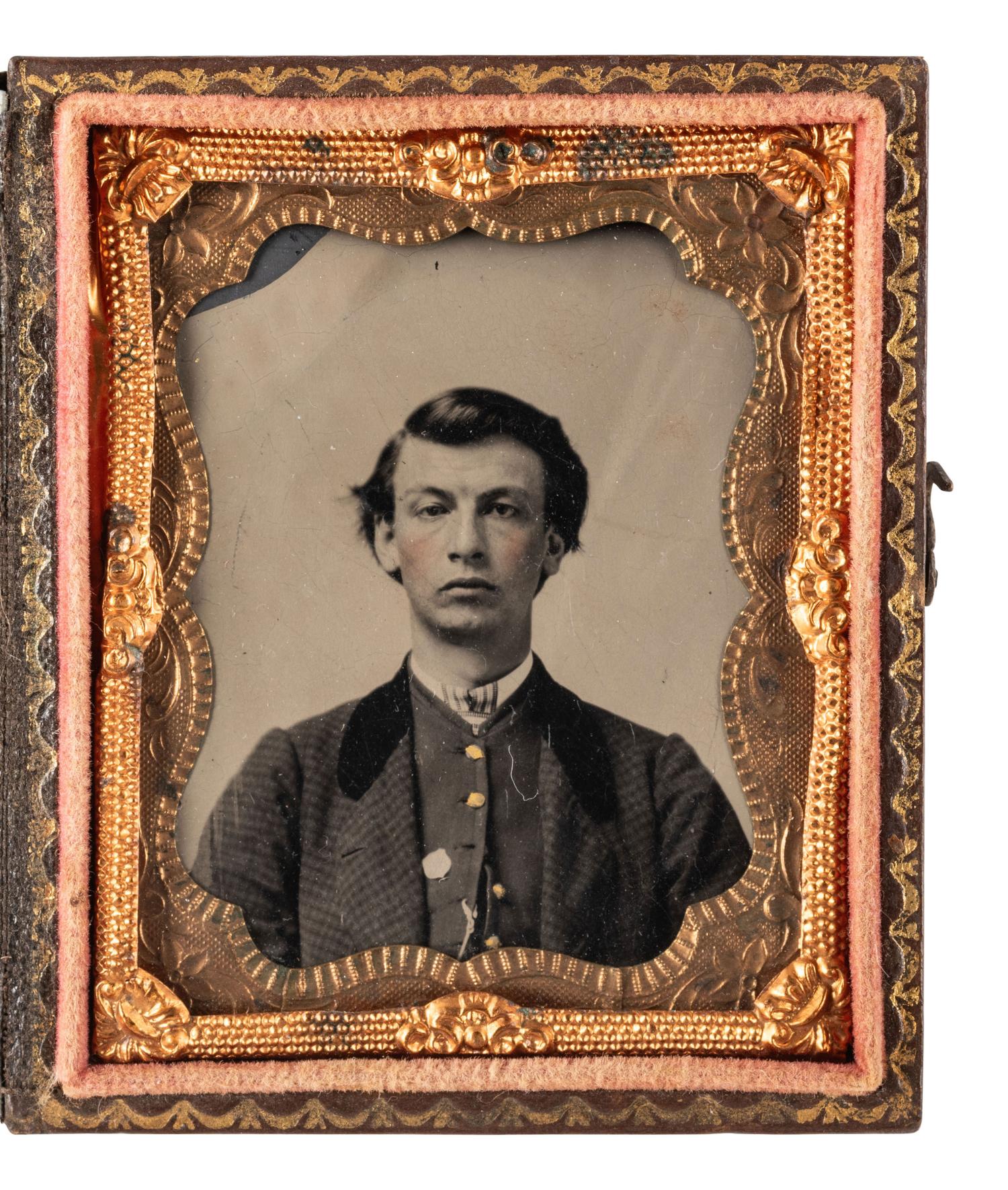 [CIVIL WAR]. Ninth plate tintype of a likely western theater officer posed with a porkpie hat, plus.