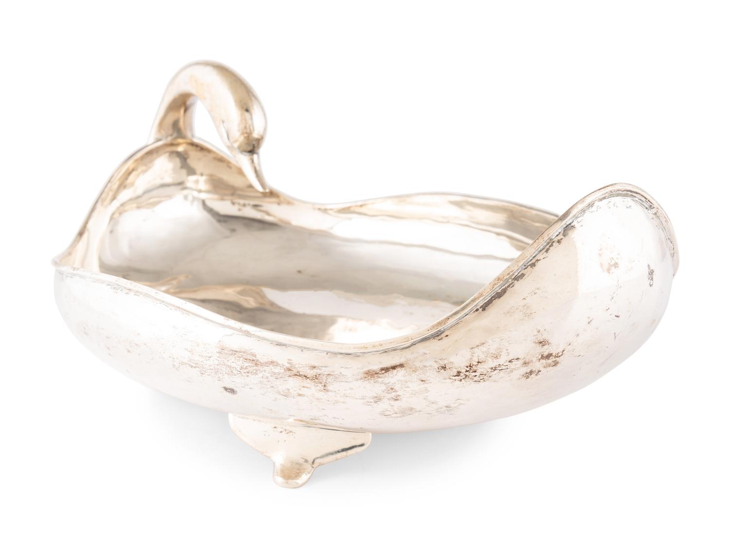 A Mexican Silver Swan Center Bowl