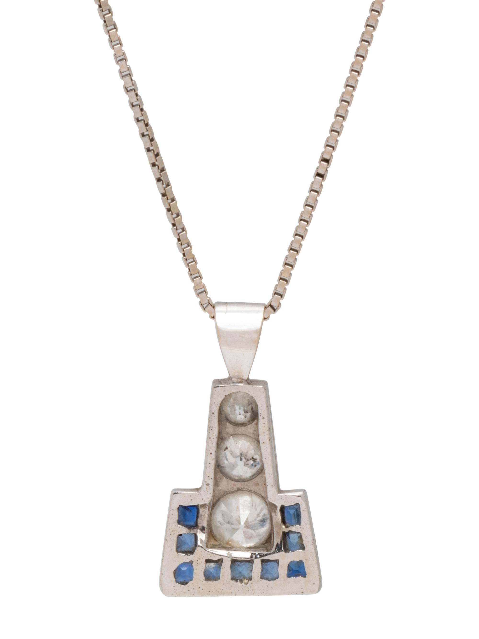 DIAMOND AND SAPPHIRE PENDANT/NECKLACE