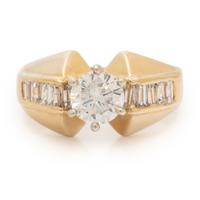 Diamond and Yellow Gold Ring