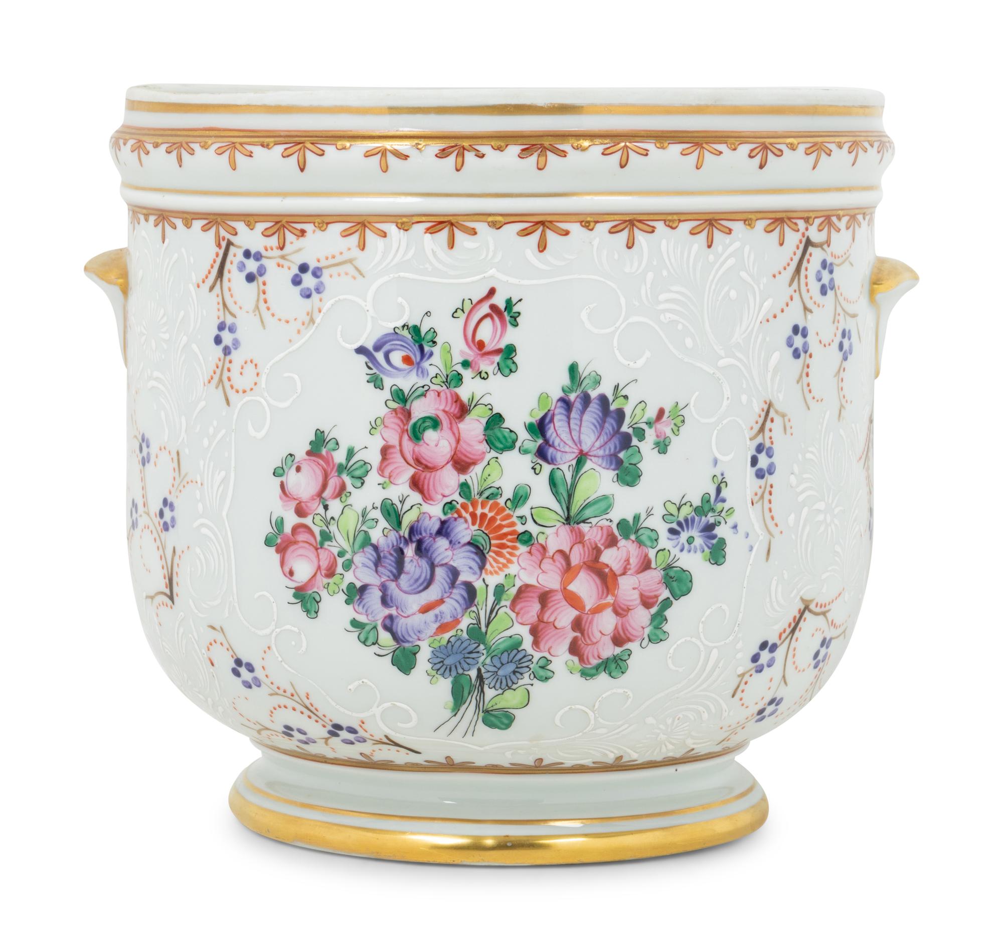 A Samson Porcelain Cache Pot