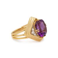AMETHYST AND DIAMOND RING