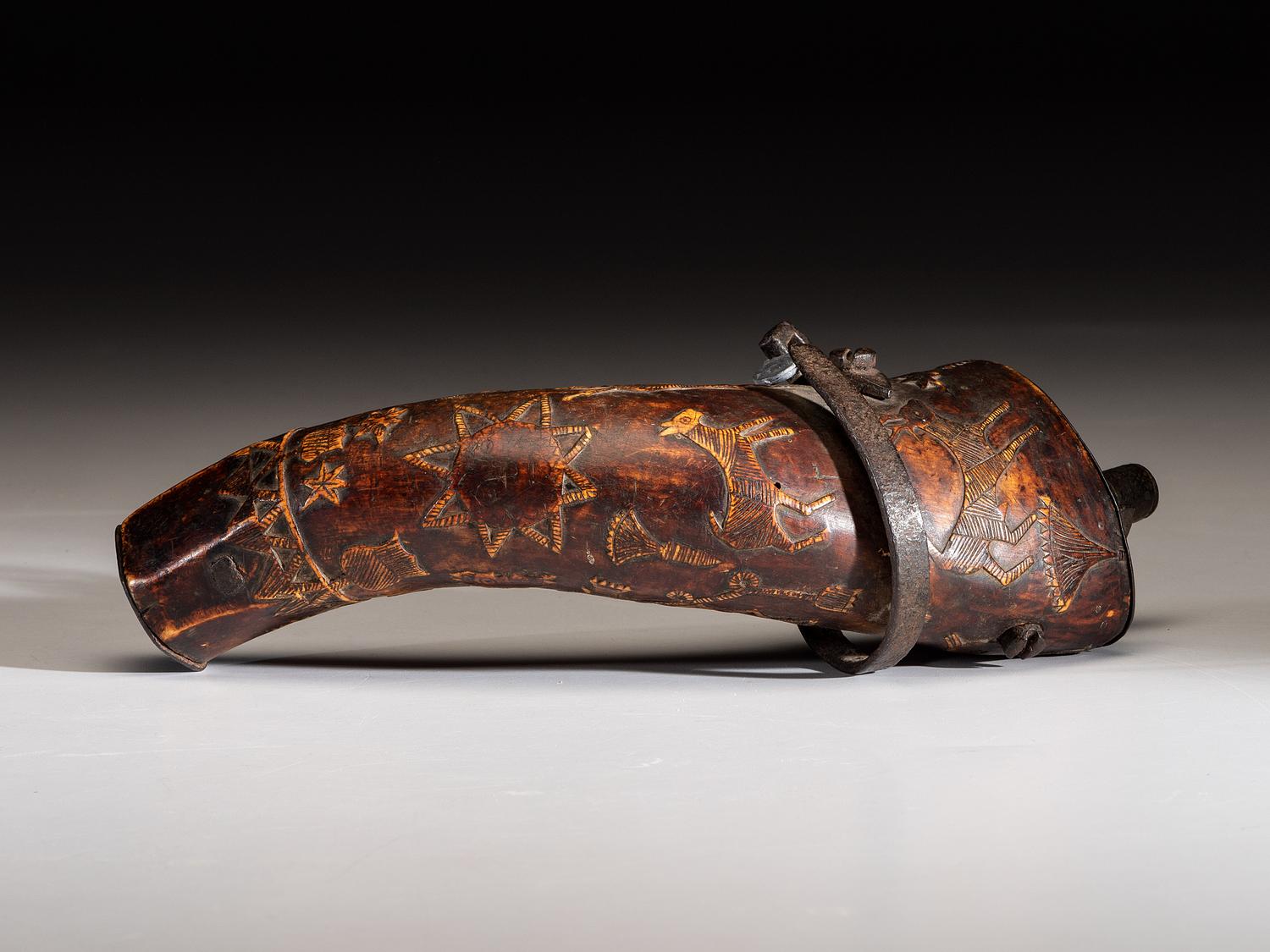 Early Spanish Powder Horn