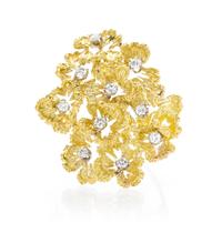 An 18 Karat Yellow Gold and Diamond Foliate Motif Brooch, 15.40 dwts.