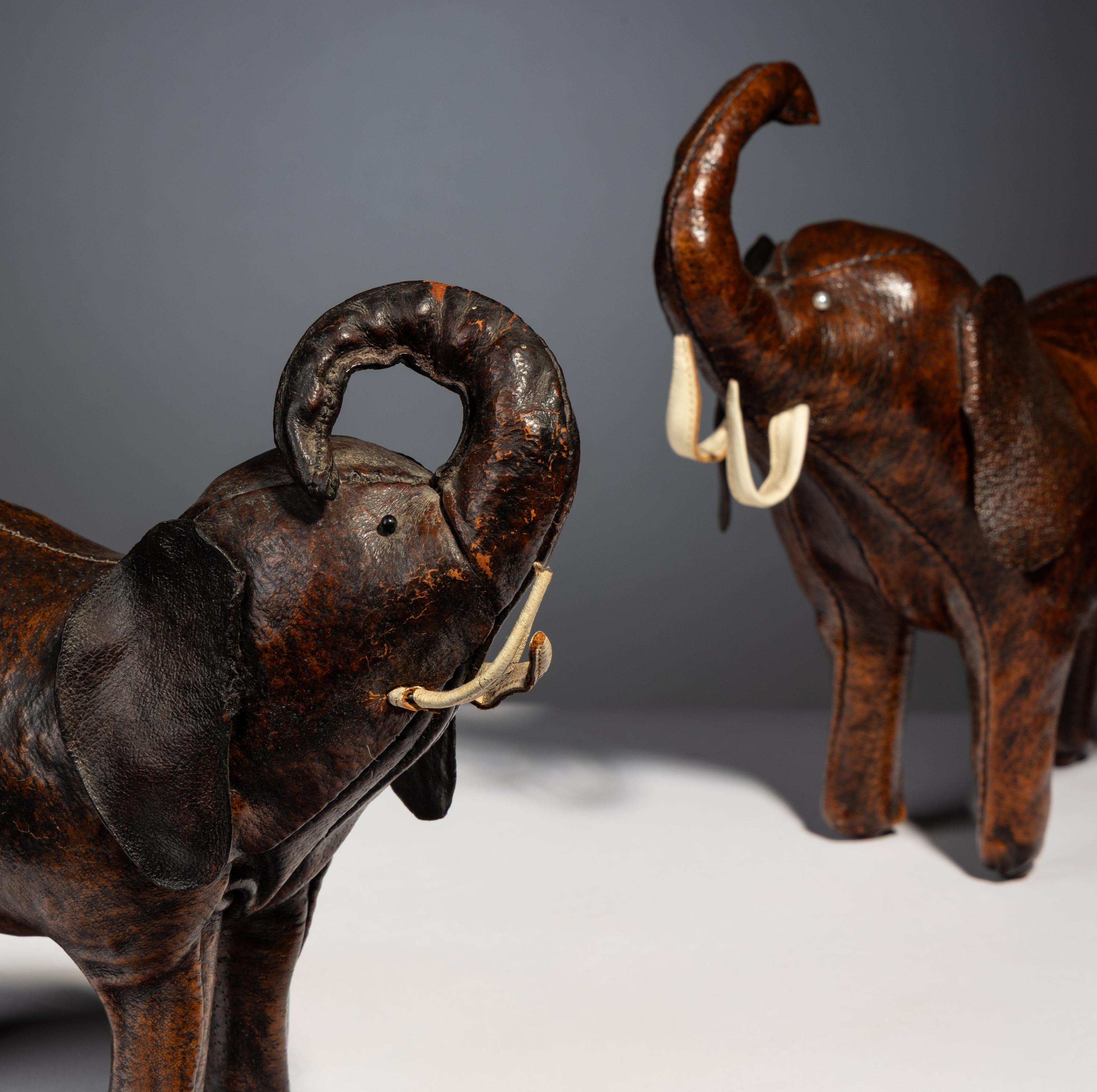 Two elephants for Omersa