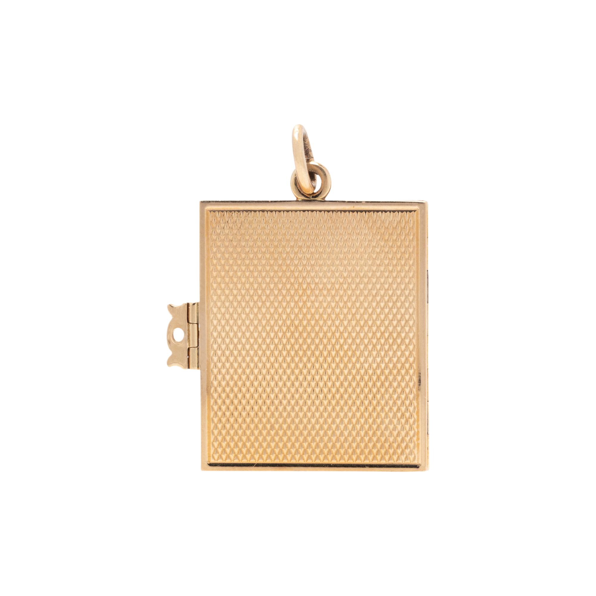 THE 'MAMIE EISENHOWER' YELLOW GOLD LOCKET CHARM
