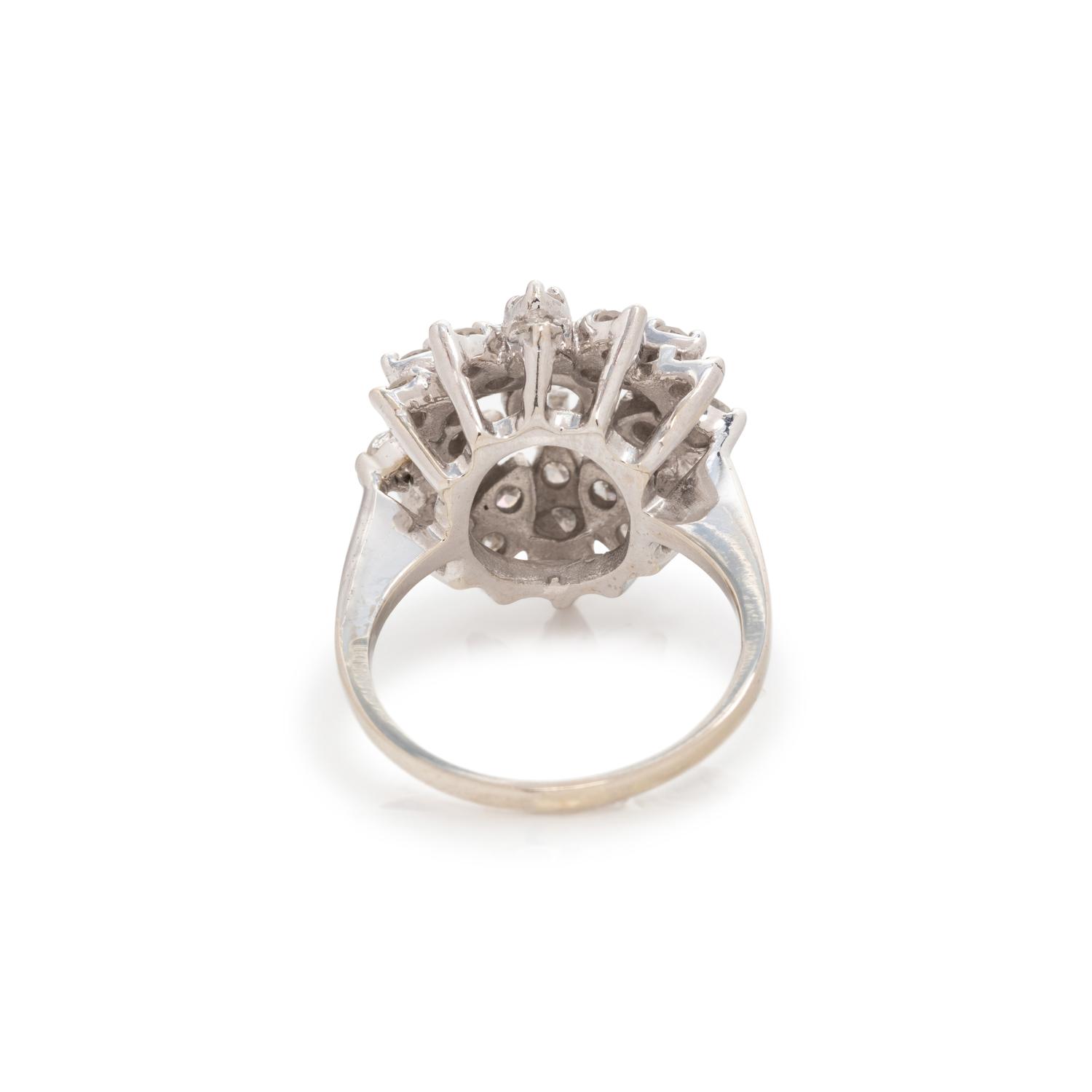 DIAMOND CLUSTER RING
