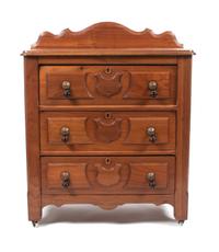 A Victorian Walnut Chest of Drawers Height 36 x width 30 x depth 16 3/4 inches. — 19TH/20TH CENTURY