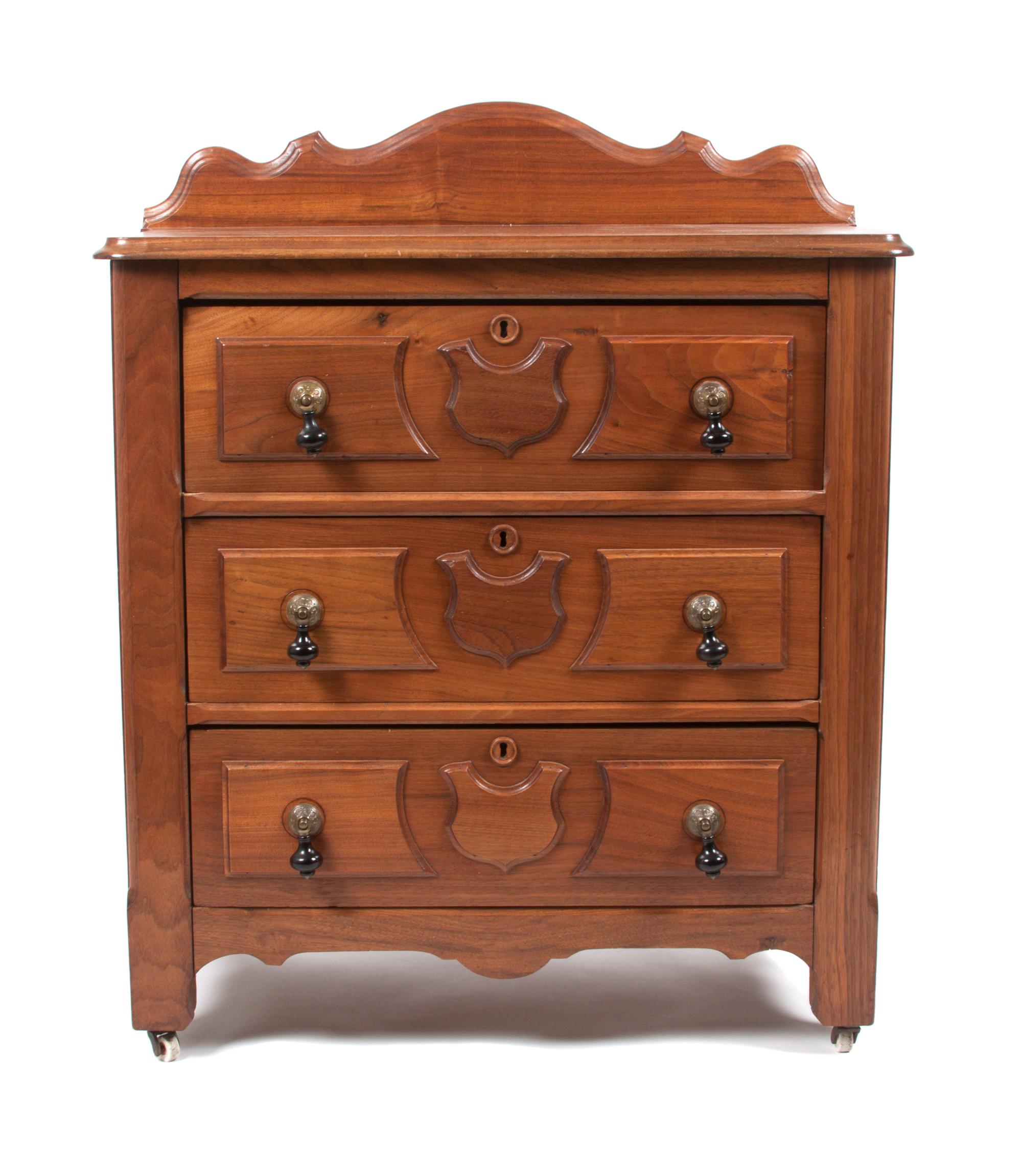 A Victorian Walnut Chest of Drawers Height 36 x width 30 x depth 16 3/4 inches. — 19TH/20TH CENTURY