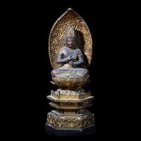 A Large Japanese Gilt and Lacquered Zushi Shrine, Edo Period 日本江戶時代 木漆金佛龕