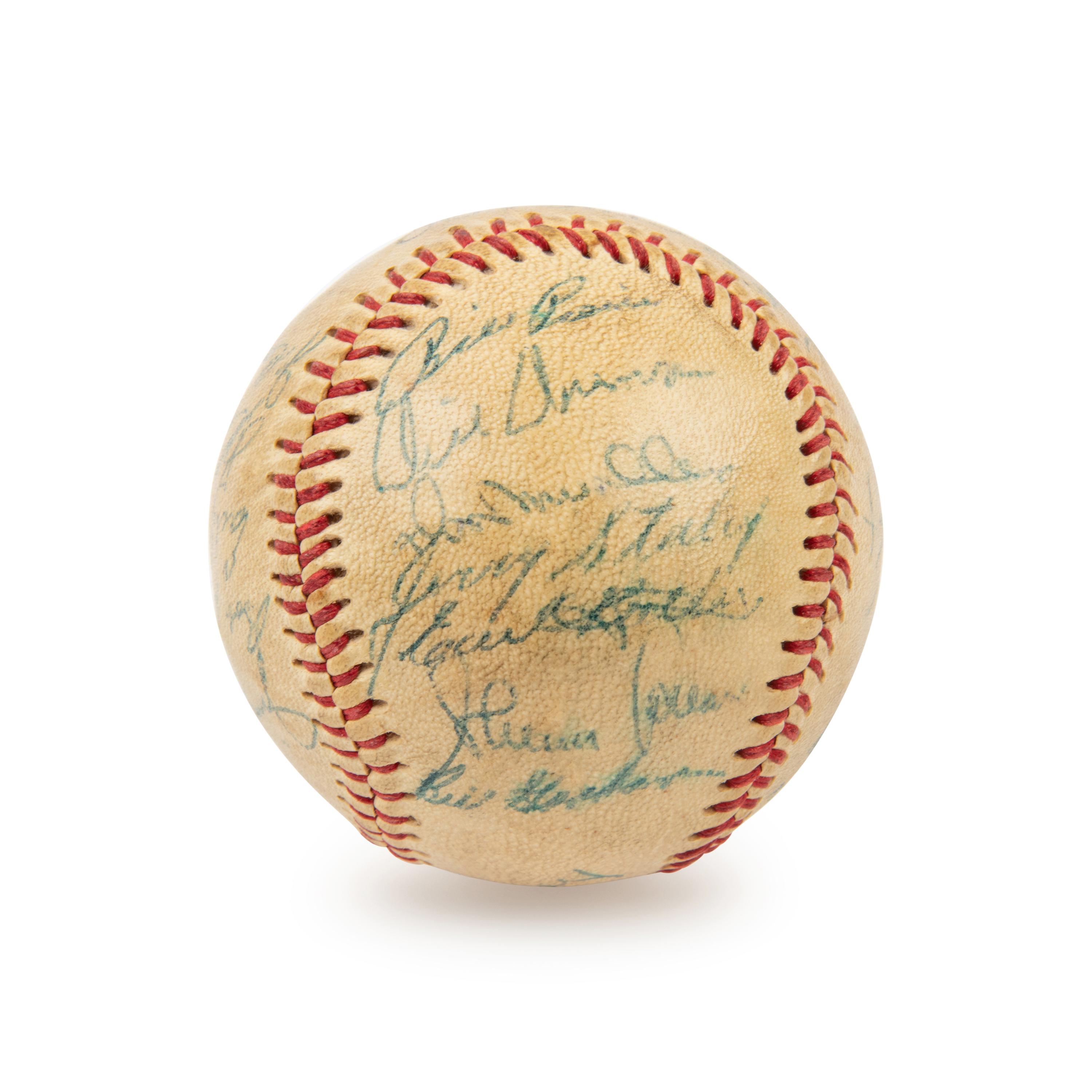 A 1958 Chicago White Sox Team Signed Autograph Baseball Including Nellie Fox (Beckett Authentication Services) - 29 Signatures