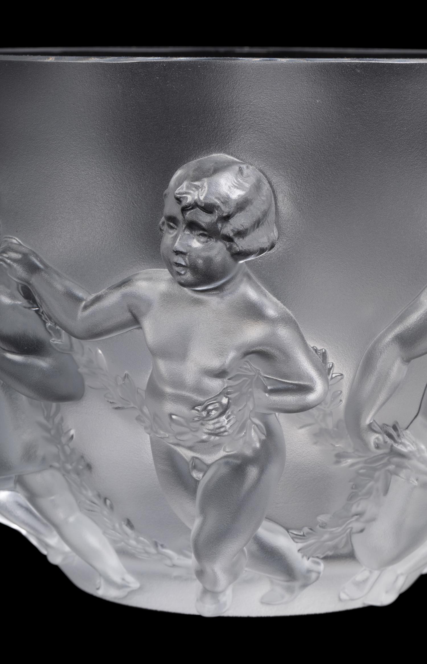 A Lalique Luxembourg Vase