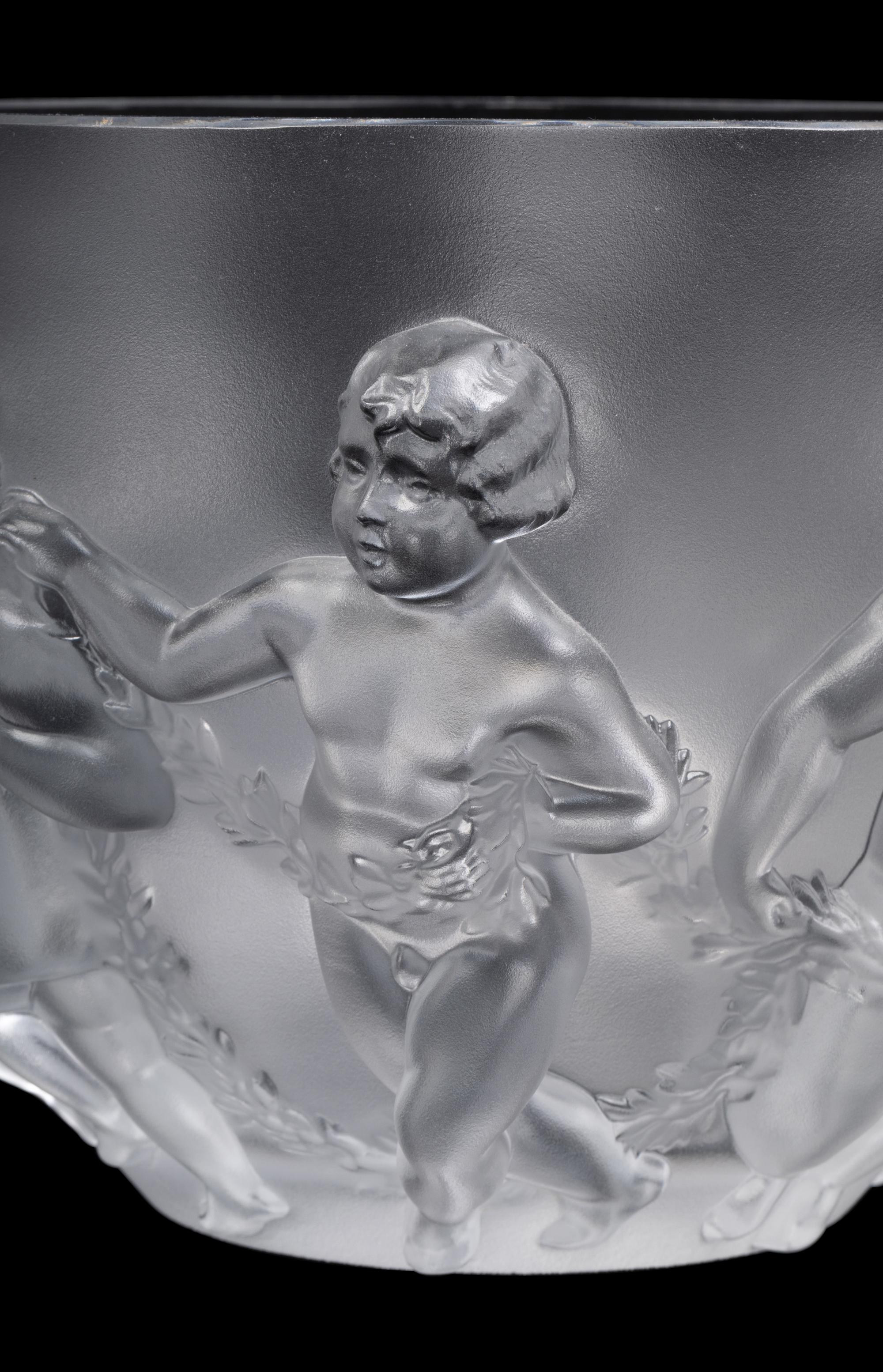 A Lalique Luxembourg Vase