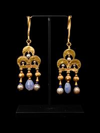 A Pair of Byzantine Gold Earrings with Garnet, Pearl and Chalcedony Elements