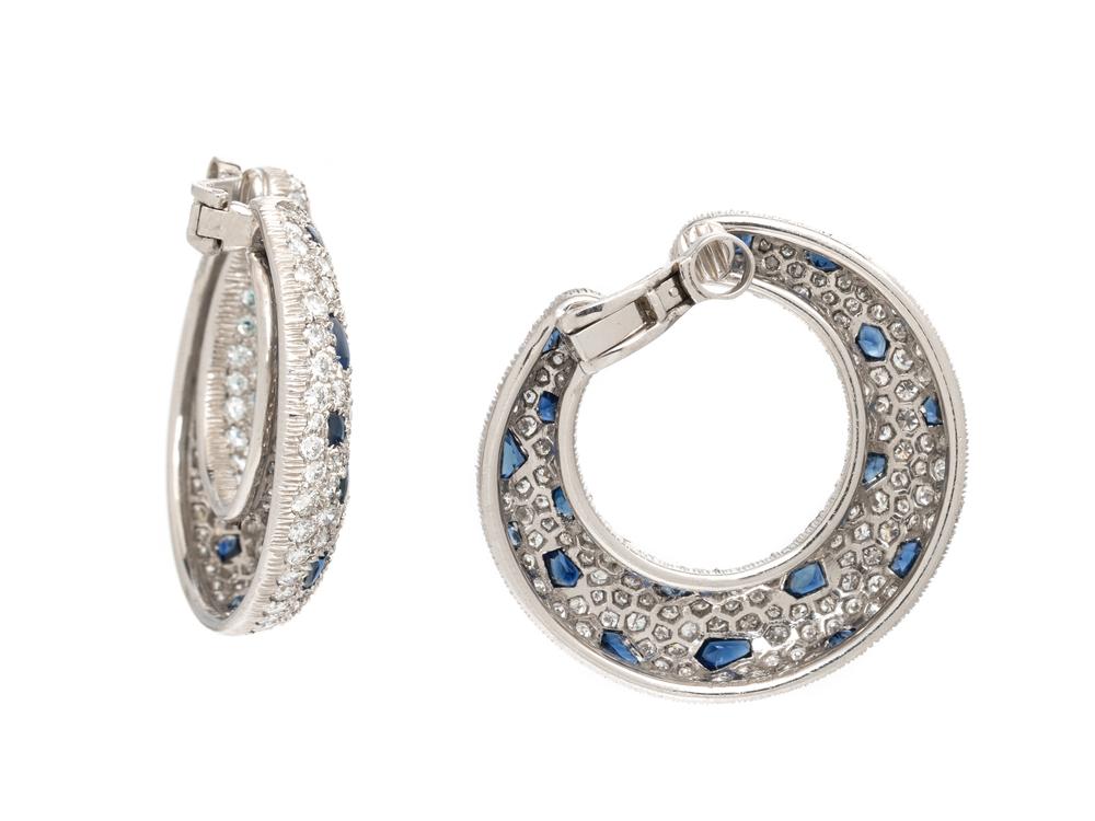 CARTIER, DIAMOND AND SAPPHIRE 'PANTHÈRE' HOOP EARRINGS