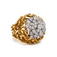 YELLOW GOLD AND DIAMOND RING