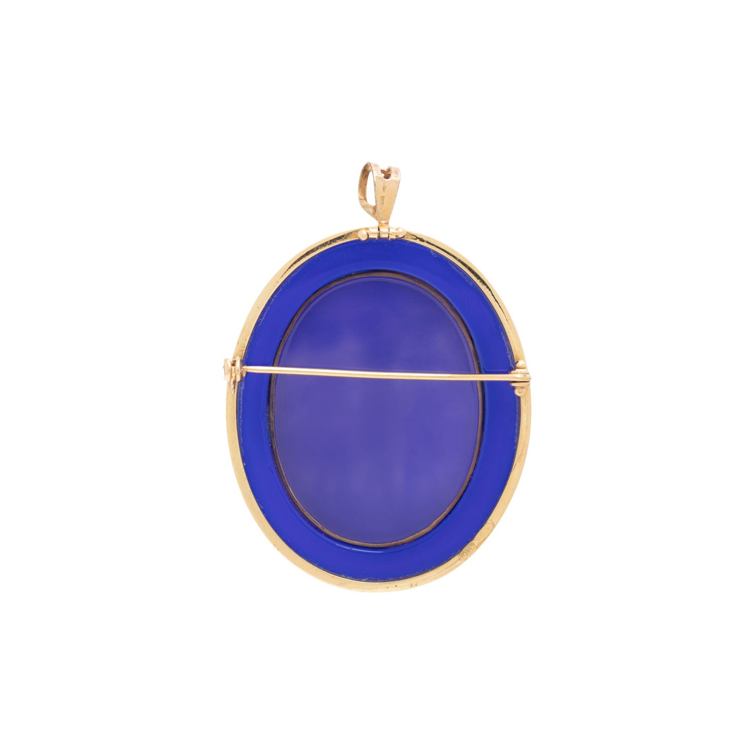 YELLOW GOLD AND BLUE AGATE CAMEO PENDANT/BROOCH