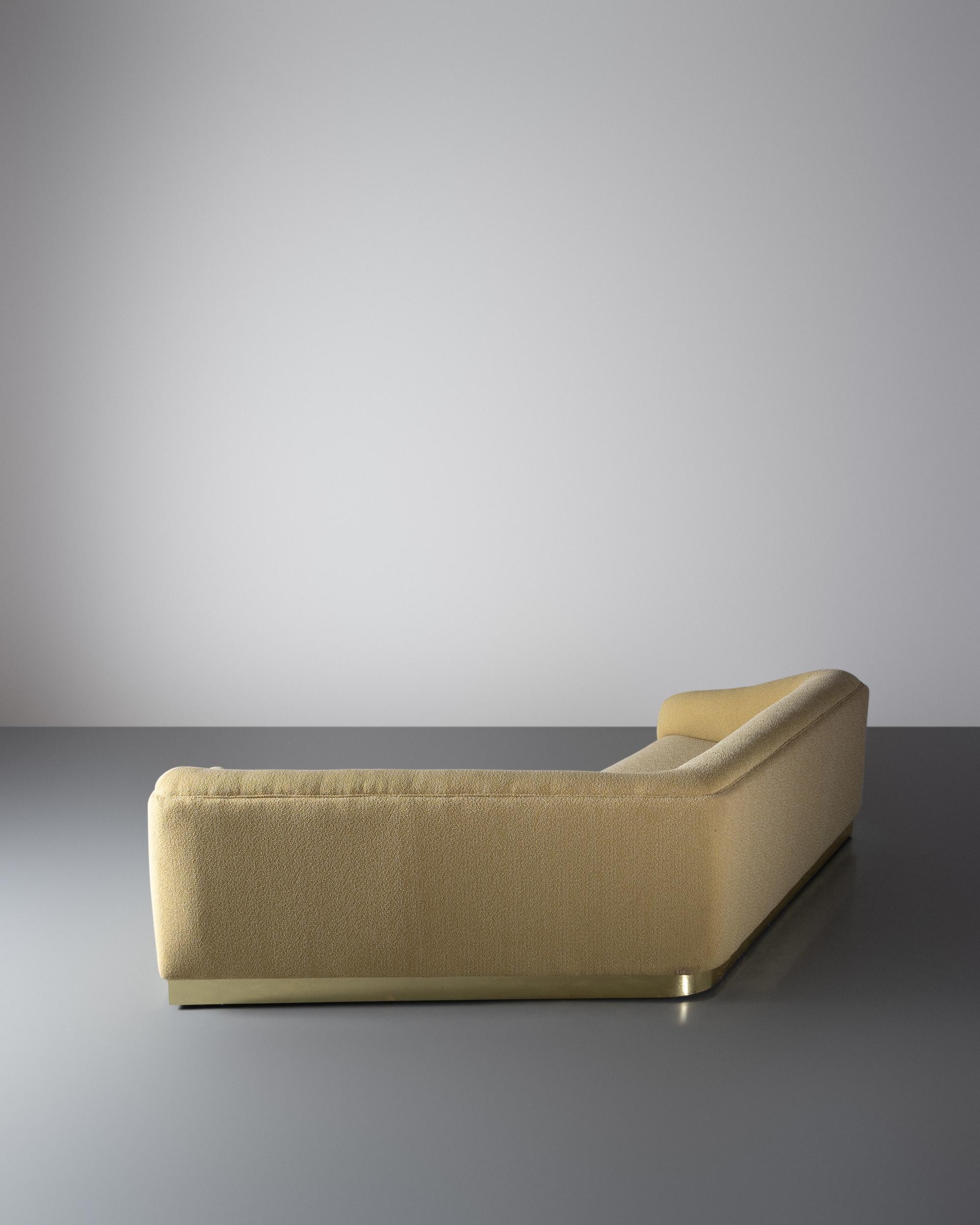Wide Angle Sofa, model 506, Vladimir Kagan Designs Inc., USA