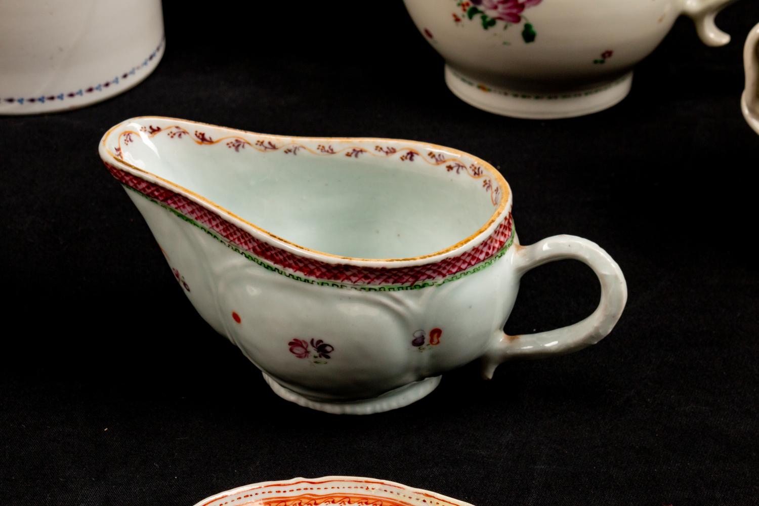 A Chinese Export Porcelain Assembled Part Tea Service