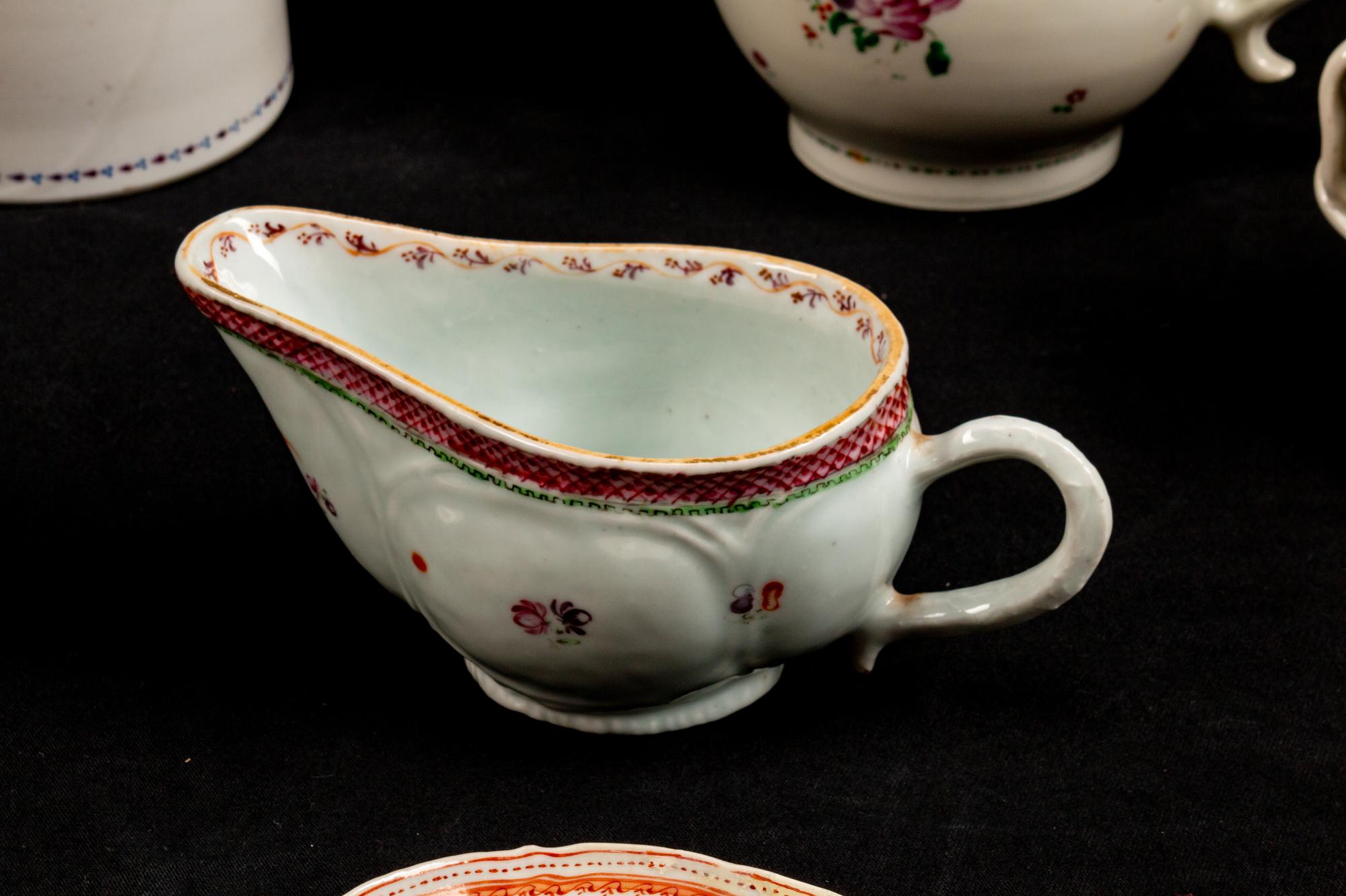 A Chinese Export Porcelain Assembled Part Tea Service