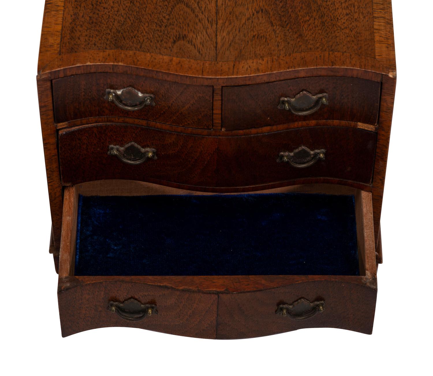 A Georgian-Style Serpentine Front Mahogany Jewelry Chest