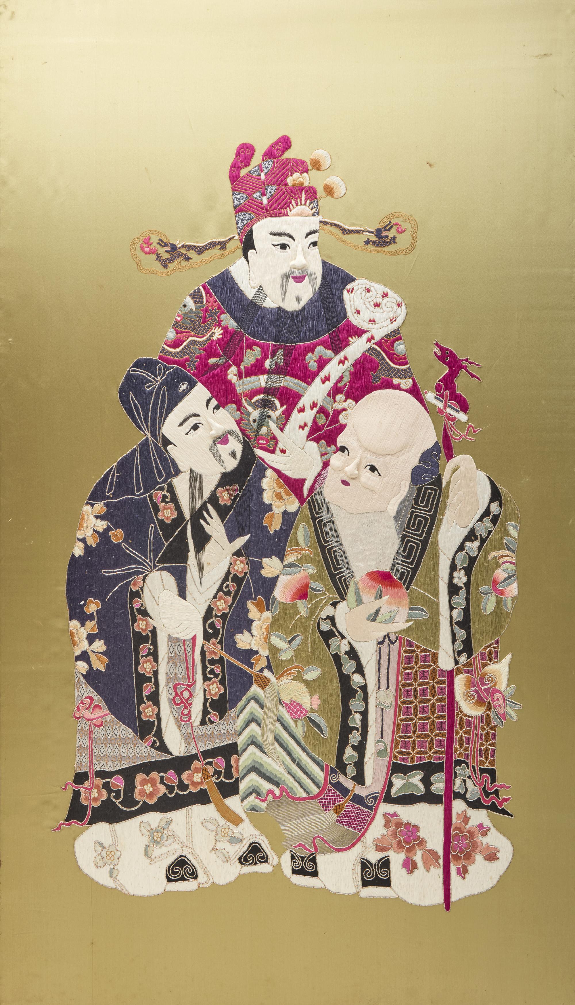 A Large Chinese Yellow Ground Embroidered Silk 'Fu Lu Shou' Panel, 20th Century 近代 織繡福祿壽三星像
