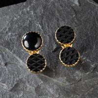 Gail Bird and Yazzie Johnson (Kewa-Laguna, b. 1949) / (Diné, b. 1946) — 18K Gold and Jet Clip Earrings